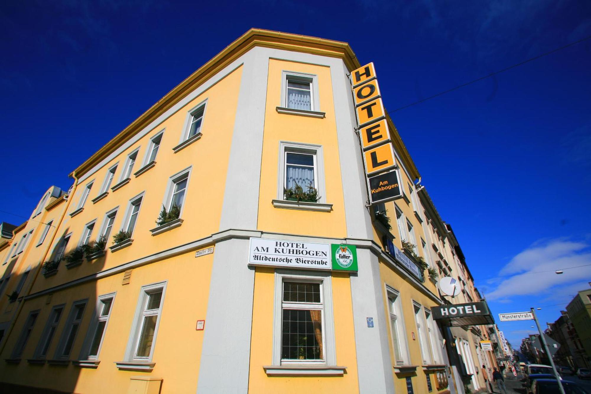 Hotel Am Kuhbogen Хоф Екстериор снимка
