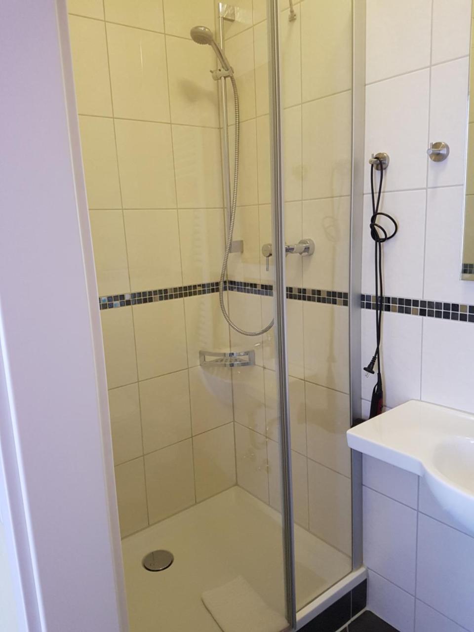 Hotel Am Kuhbogen Хоф Екстериор снимка